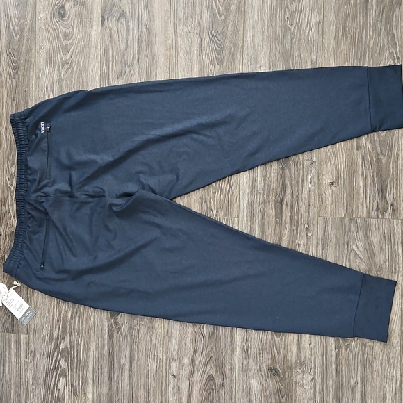 NWT Vuori Sunday Performance Jogger - Picture 2 of 4